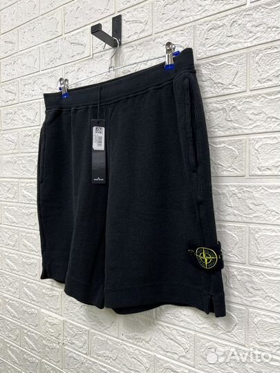 Stone Island Cotton Shorts (Размер: M)