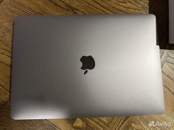 Macbook pro 13 m1 8gb 512Gb