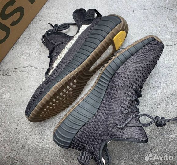 Кроссовки Adidas Yeezy Boost 350 V2 Cinder