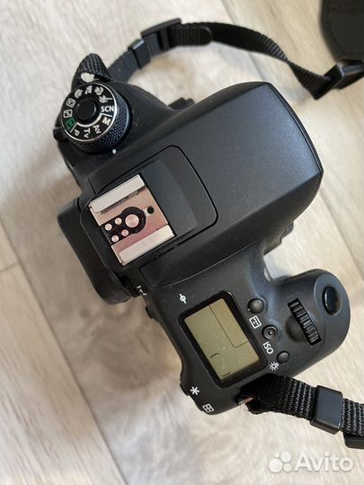 Canon 760d body