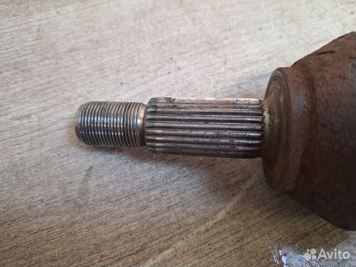 Привод правый (полуось) Ford Focus I рестайлинг (2001—2007)