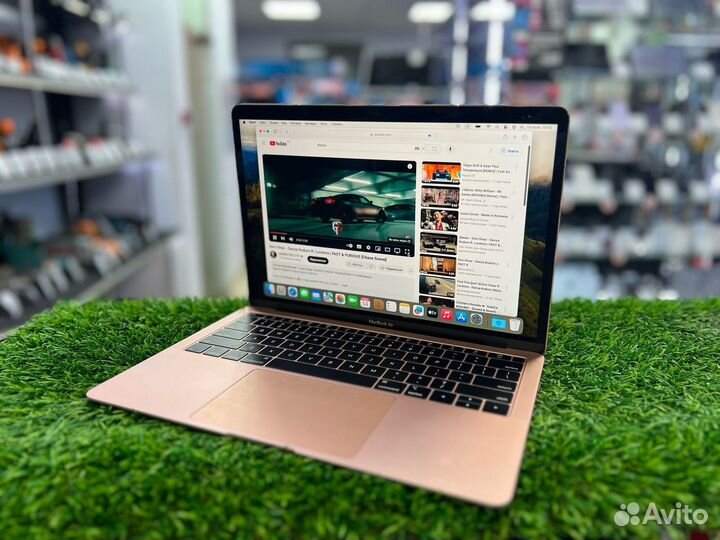 Ноутбук Apple MacBook Air 13 2019