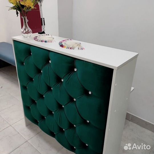 Диван для салона красоты