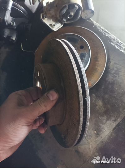 Тормозные диски передние на hyundai accent Тагаз