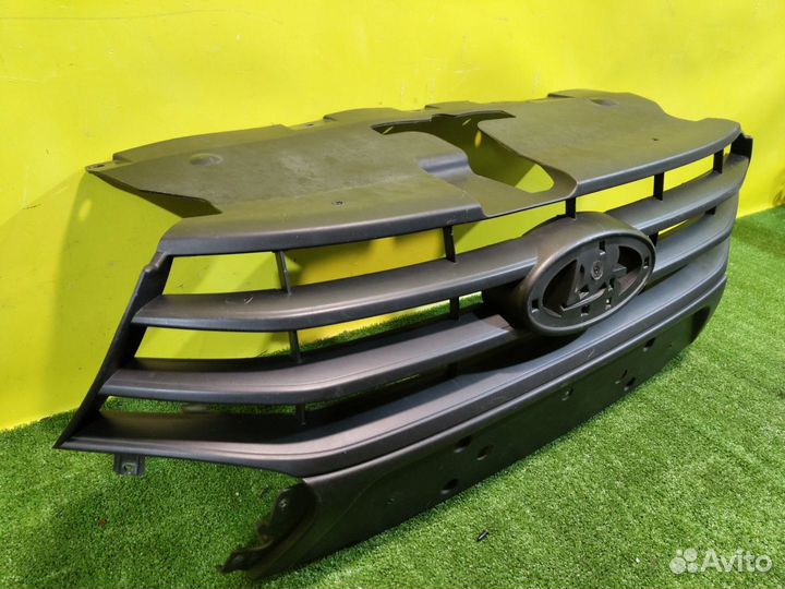 Решетка радиатора LADA Vesta 2015