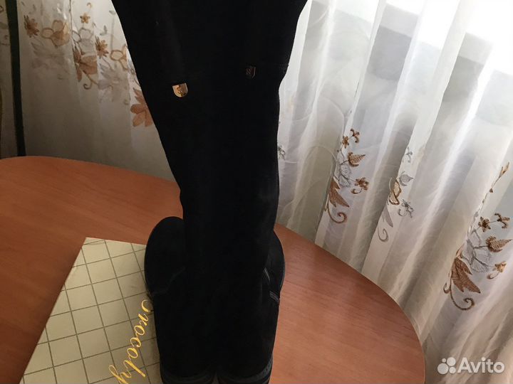 Зимние сапоги ботфорты 37 р