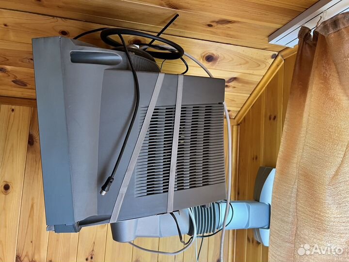 Телевизор samsung