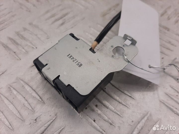 Усилитель антенны Toyota Camry XV30 рест. 2006