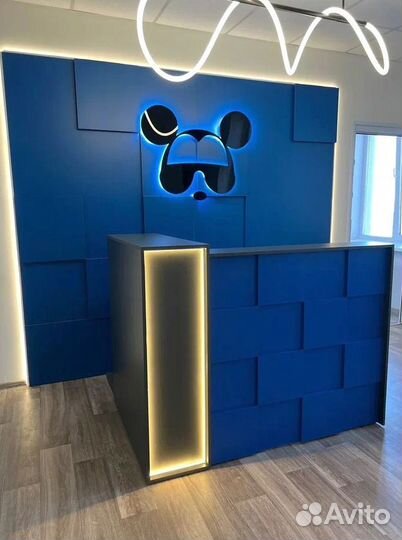 Стойка ресепшн Индиго