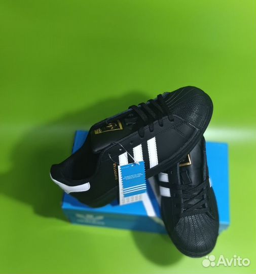 Кроссовки Adidas Superstar