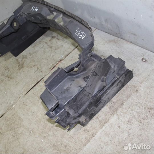 Воздуховод радиатора верхний XF