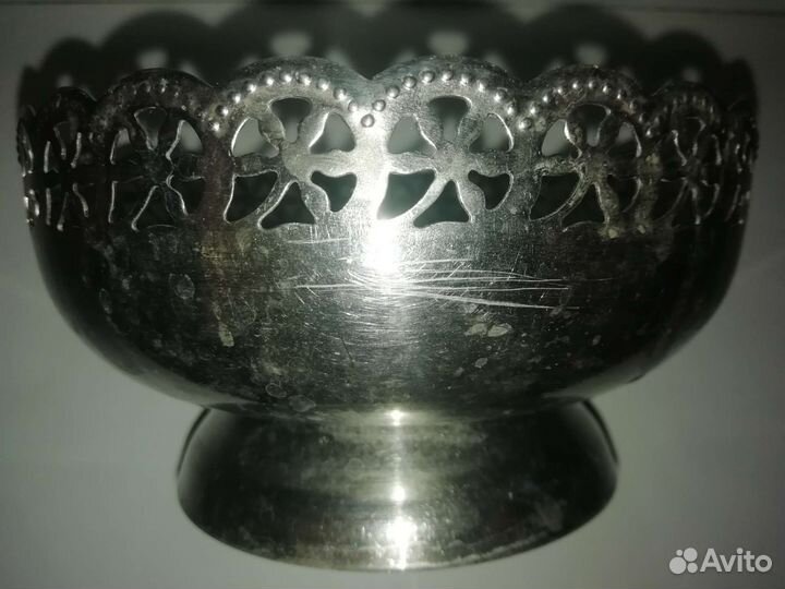 Конфетницы С. С. С. Р