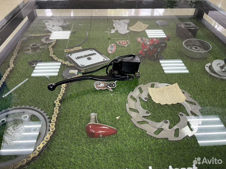 Машинка переднего тормоза мотоцикла Yamaha YBR125