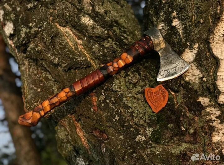 Топор кованый Янтарный