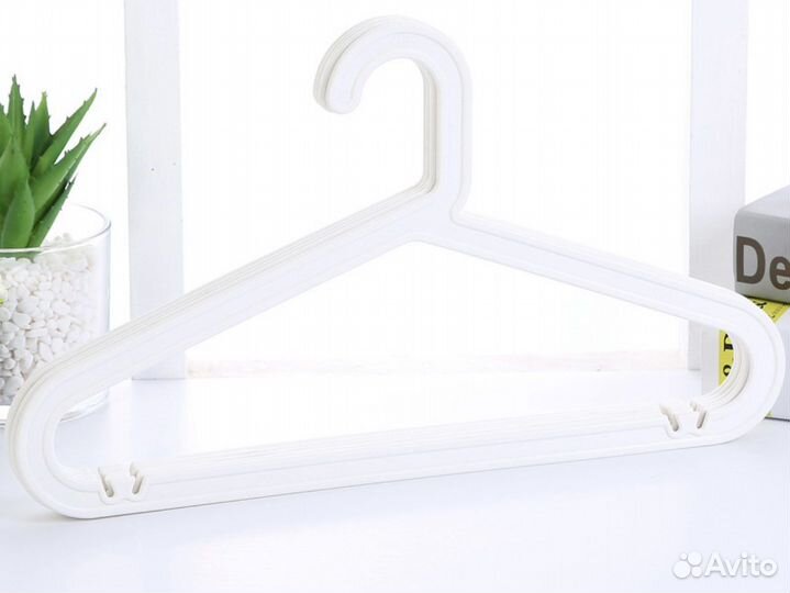 Вешалки плечики bagis IKEA белые