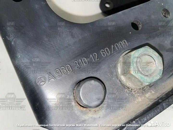 Кронштейн кабины передний левый Mercedes-Benz