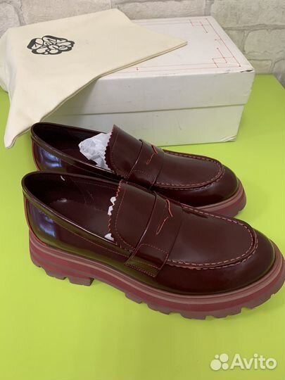 Лоферы Alexander McQueen кожаные