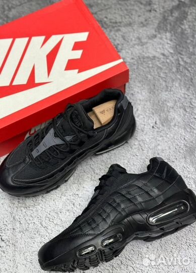 Кроссовки Nike Air Max 95 эргономичные