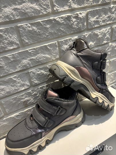 Кроссовки утепленные для девочки