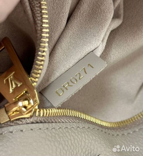 Сумка Louis Vuitton Onthego MM