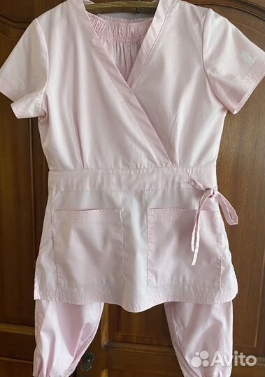 Медицинский костюм