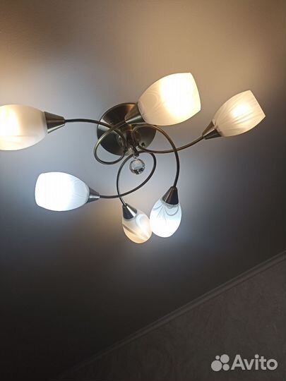Люстра потолочная бу