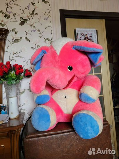 Розовый слон