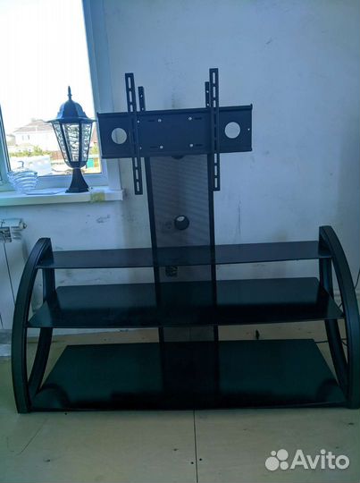 Тумба под телевизор