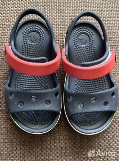 Сандалии crocs c6