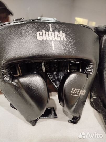 Боксерский шлем clinch S и L размер