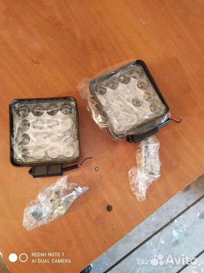 Фонарь светодиодный автомобильный 12B-24В