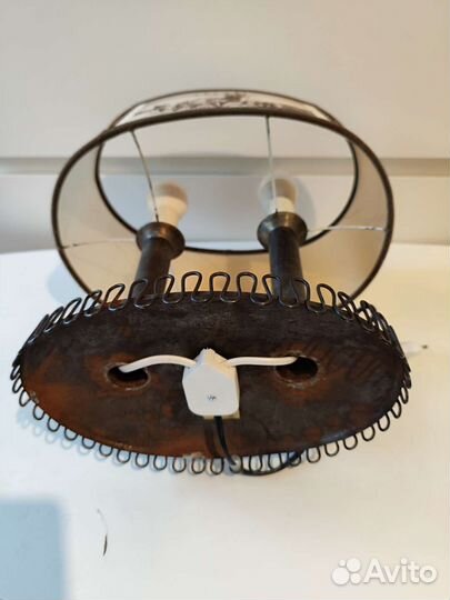 Лампа настольная