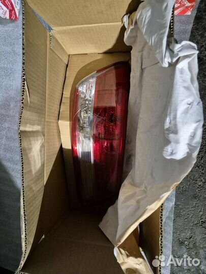 Фонарь задний левый тойота камри 40 оригинал