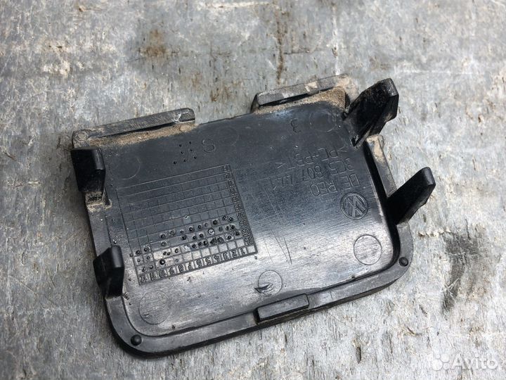 Зад. Заглушка passat b6