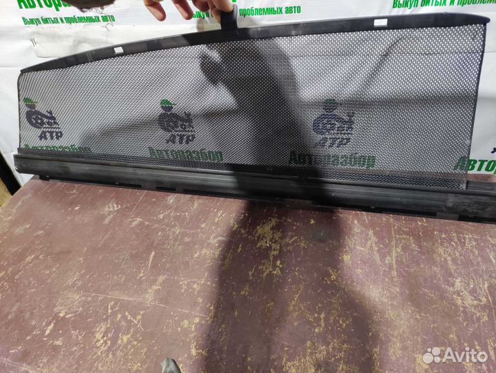 Шторка двери задняя правая Audi A8 2004-2010