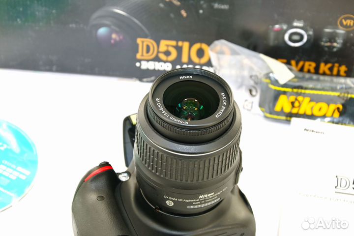 Nikon D5100 16.2MP Kit Nikon AF-S VR 18-55 как нов