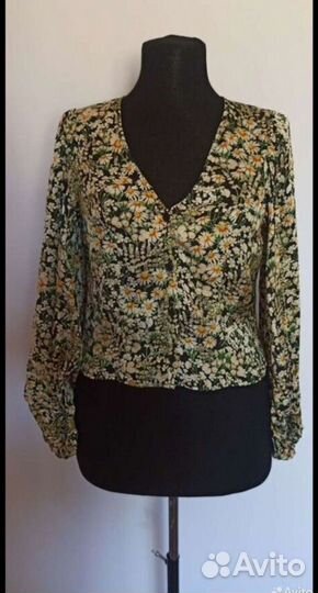 Блузка hm в цветочек xs с пышными рукавами