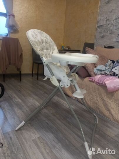 Детский стульчик для кормления