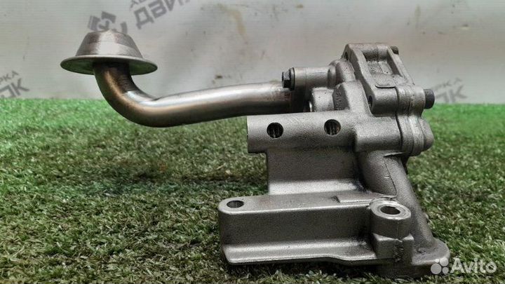 Насос масляный Volkswagen Passat