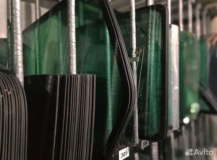 Стекло кабины sdlg SY235C