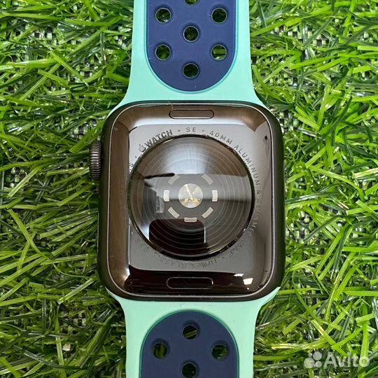 Умные часы Apple Watch SE 40mm (A2351)