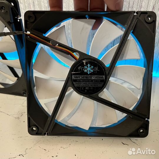 Вентиляторы Fractal silent series r2 140mm