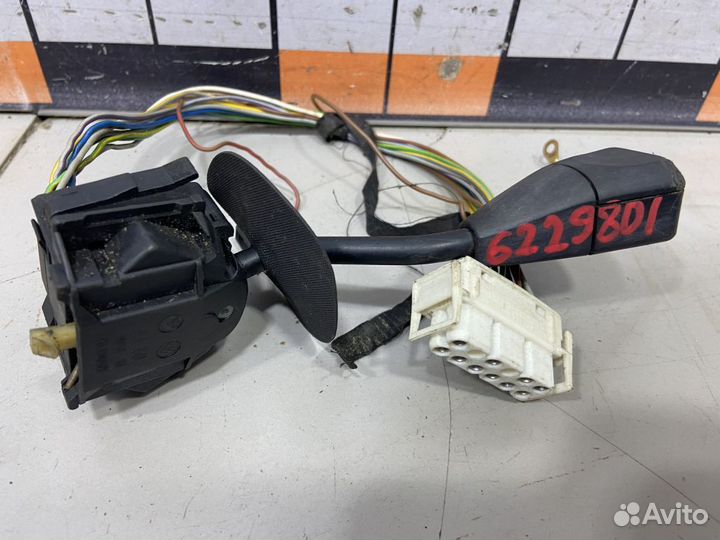 Переключатель поворотов подрулевой