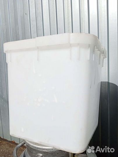 Фляги, бачки