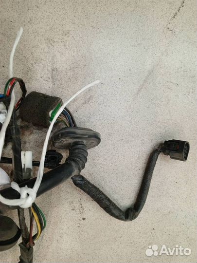 Проводка двери задней Mitsubishi Pajero iO 1998-2