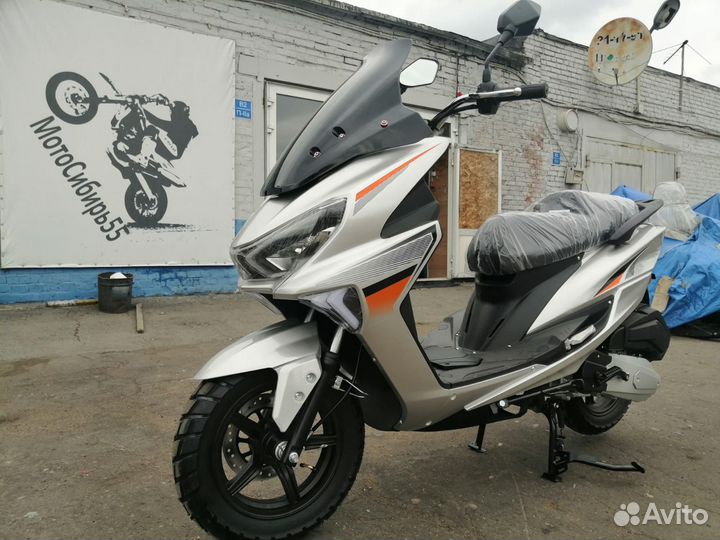 Скутер galaxy 50/150