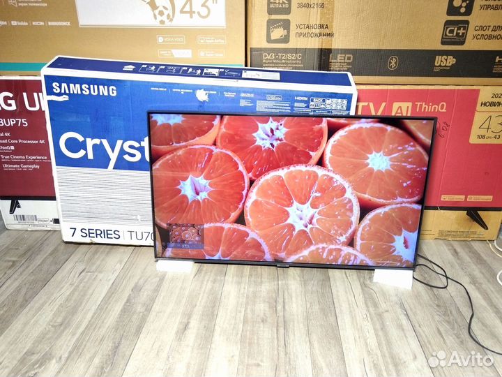 Безрамочный Samsung 43 дюйма Tizen Crystal 4k
