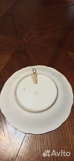 Декоративная расписная картина на тарелке