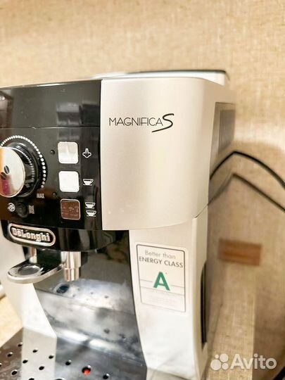 Кофемашина De Longhi