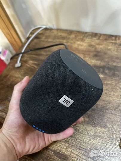 Умная колонка JBL Link Music с Алисой